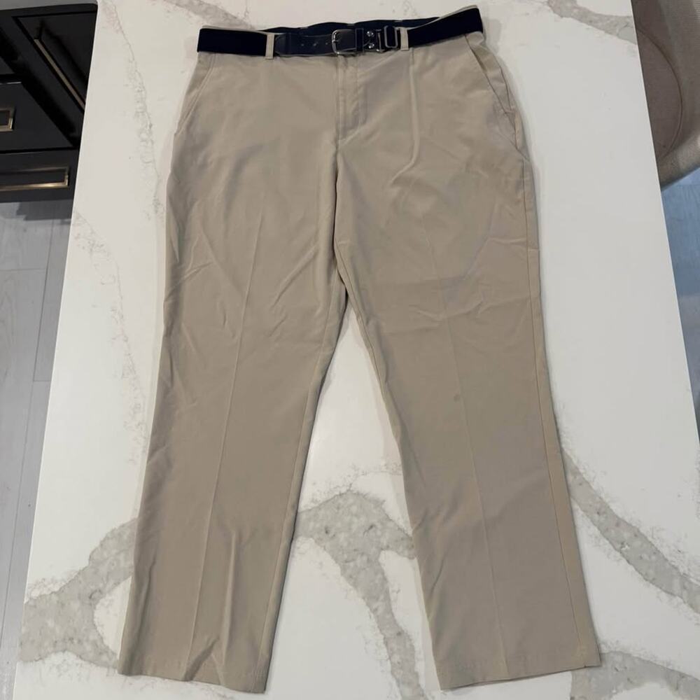 Izod The Swing Flex Wicking Golf Pants w/Belt Men's 40x30 Beige Four Way Stretch